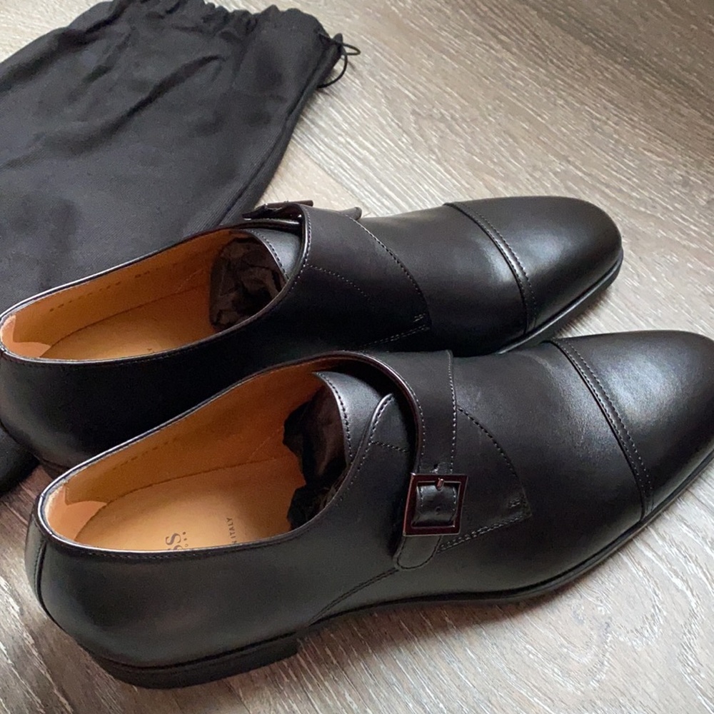 BRAND NEW HUGO BOSS MENS DRESS SHOE